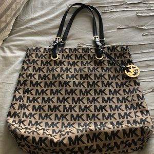 Extra large MK tote